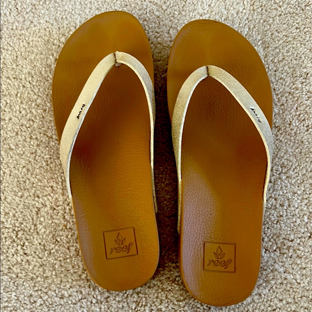 Reef Tan Sandals Classic Minimalist Design
